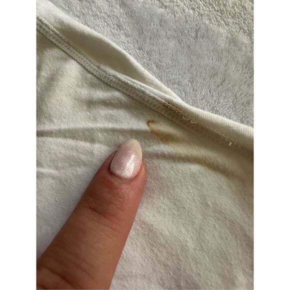 Men’s white Fabletics crewneck T-shirt, size large ￼ - Picture 8 of 8